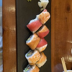 Smile Thai & Sushi - Rainbow Rolls