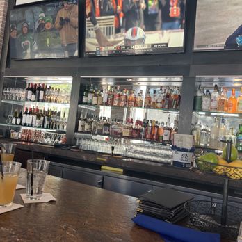 Biggio's - Sports Bars Near Me - Houston, Texas Biggio's - Sports Bars Near Me - Houston, Texas
