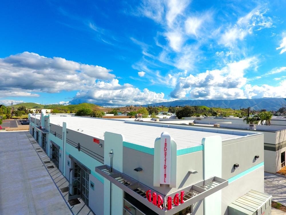 Slide of R&R Roofing & Waterproofing