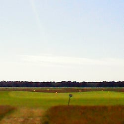 Hanseatischer Golfclub, Golfanlage Greifswald - Unendliche Weiten...wenn ich die nur mit meinem 4er-Holz schlagen könnte :-) (Übungsbereich Chippen)