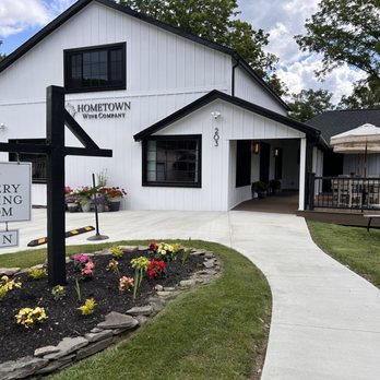 Hometown Wine Company - Wine Tasting Room Near Me - Naples, New York Hometown Wine Company - Wine Tasting Room Near Me - Naples, New York
