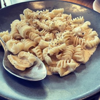 Rose Mary - Cacio e pepe - Italian Near Me - Chicago, Illinois Rose Mary - Cacio e pepe - Italian Near Me - Chicago, Illinois