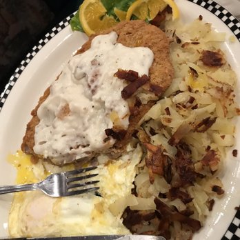 Black Bear Diner Aurora - Out ty fried steak and yummy pancakes - Diners Near Me - Aurora, Colorado