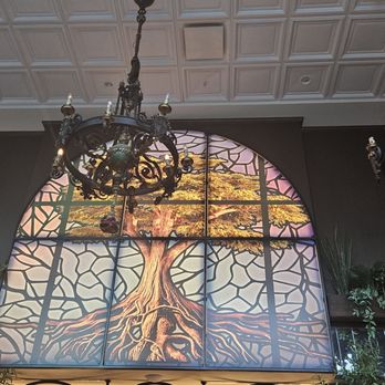Au Liban - Tree of life - Seafood Near Me - Halifax, Nova Scotia