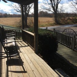 Tree Farm Bed & Breakfast - A comfy sit