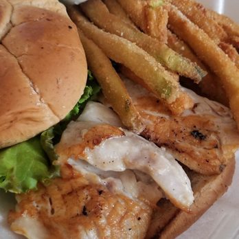Good Life Cafe - South Sea Burger - Vegetarian Near Me - Mammoth Lakes, California