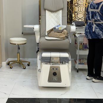 Luxia Nail Spa - North Charleston - Pedi chair - Nail Salons Near Me - North Charleston, South Carolina Luxia Nail Spa - North Charleston - Pedi chair - Nail Salons Near Me - North Charleston, South Carolina