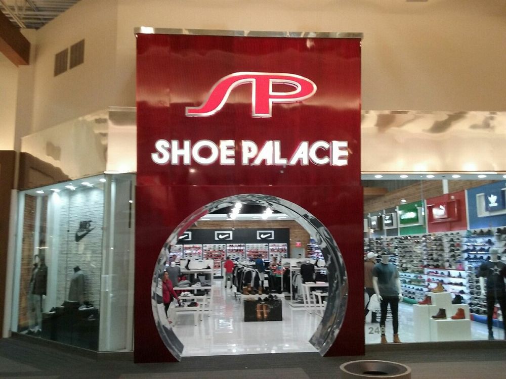 SHOE PALACE Updated July 2024 3000 Grapevine Mills Pkwy, Grapevine