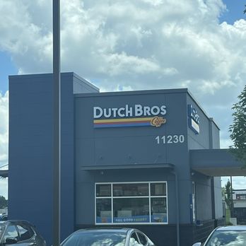 Dutch Bros Coffee - Juice Bars & Smoothies Near Me - Bridgeton, Missouri