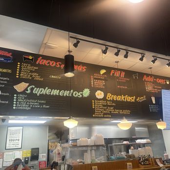 Salsa Limón - Counter area - Breakfast & Brunch Near Me - Fort Worth, Texas