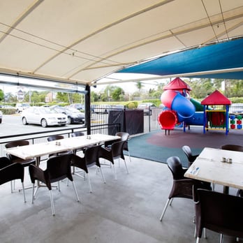Belmont Tavern - watch as the kids play - Restaurants Near Me - Belmont, QLD Belmont Tavern - watch as the kids play - Restaurants Near Me - Belmont, QLD