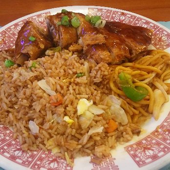 Lucky City Restaurant - Lunch special combination, chicken - Caribbean Near Me - Margate, Florida Lucky City Restaurant - Lunch special combination, chicken - Caribbean Near Me - Margate, Florida