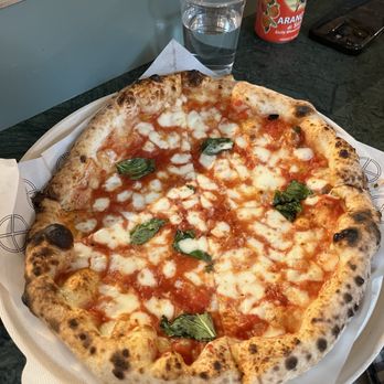 Simò Pizza - Midtown - Margherita - Pizza Near Me - New York, New York Simò Pizza - Midtown - Margherita - Pizza Near Me - New York, New York