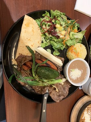 La Villa Grill & Bar by null