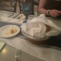 Warm bread, butter and chili butter Warm bread, butter and chili butter