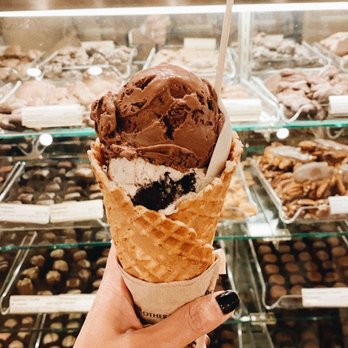 Kilwins Ice Cream - Chocolate - Fudge - cookies n cream & chocolate brownie! - Candy Stores Near Me - Wilmington, North Carolina