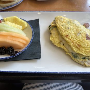 Breakfast Club- Biltmore - Breakfast & Brunch Near Me - Phoenix, Arizona Breakfast Club- Biltmore - Breakfast & Brunch Near Me - Phoenix, Arizona