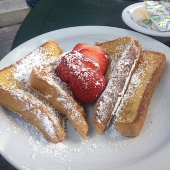 Vivian's Cafe - French toast was just ok - Breakfast & Brunch Near Me - Studio City, California