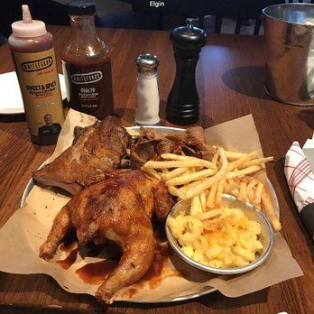 Old Republic Kitchen + Bar - New American Near Me - Elgin, Illinois