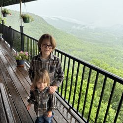 Cliff House Inn - Viewpoint on balcony