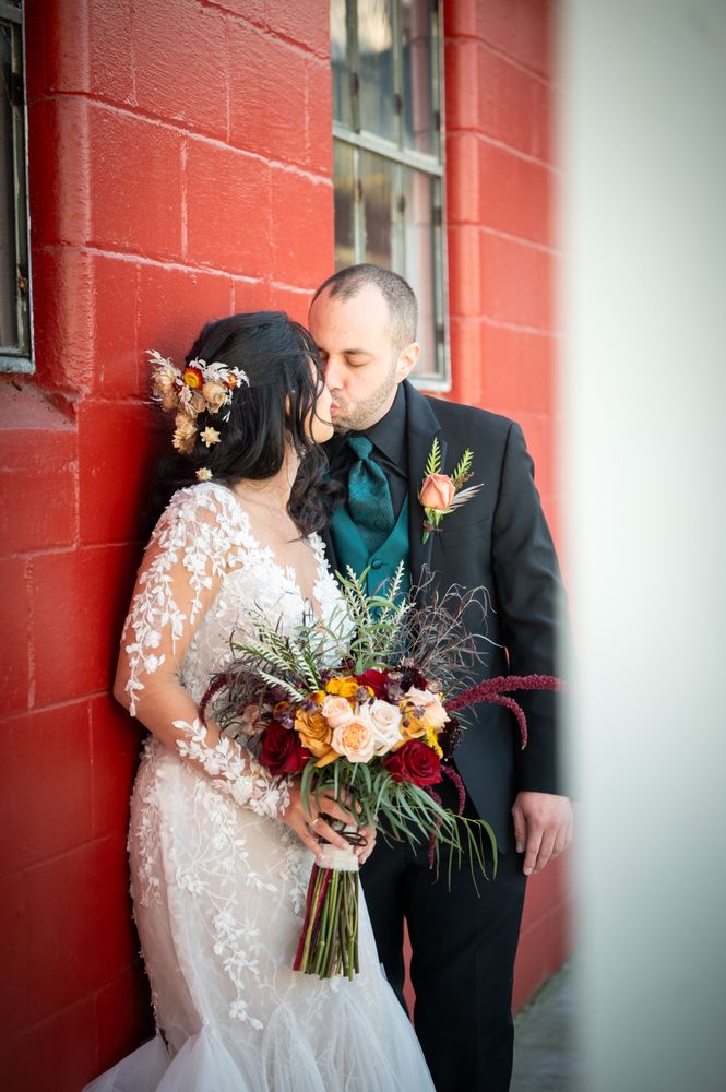 BLOOMS2U Updated September 2024 171 Photos 42699 Laurier Dr