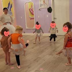 Tutu School Eagle