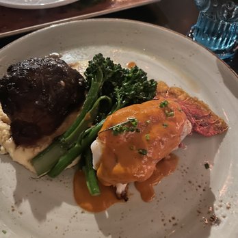 Herringbone Waikiki - Surf & turf - Seafood Near Me - Honolulu, Hawaii