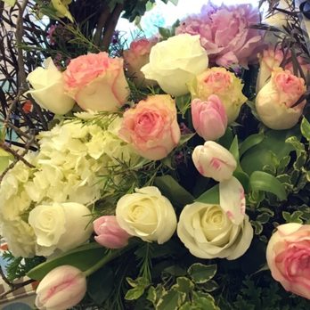 Mark's Garden - Mark's Garden is the gold standard for flower-giving in the industry. - Florists Near Me - Sherman Oaks, California Mark's Garden - Mark's Garden is the gold standard for flower-giving in the industry. - Florists Near Me - Sherman Oaks, California