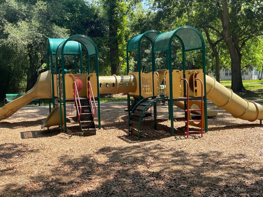 Thomas Sullivan Community Center - social services organization in Mobile, AL