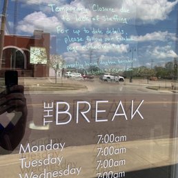 This sign has been up since November 2022. I keep trying to come here and it seems to be closed permanently.