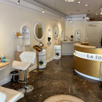 Tresor Rare - Skin Care Near Me - Honolulu, Hawaii Tresor Rare - Skin Care Near Me - Honolulu, Hawaii