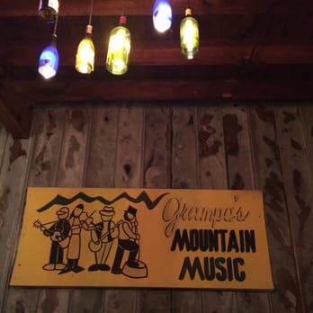 Anthony's Derailed - Pizza Near Me - Bryson City, North Carolina
