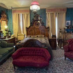 Mackay Mansion - The gentlemen's bedroom