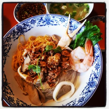 LeQuy - Seafood Cold noodles - Vietnamese Near Me - Campbell, California