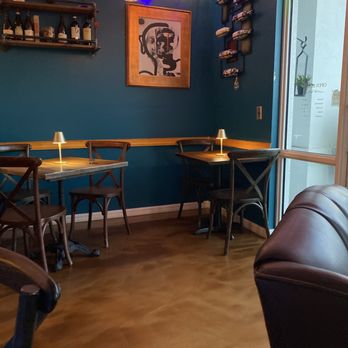 Flock Wine Bistro - Inside - Wine Bars Near Me - Fort Myers, Florida