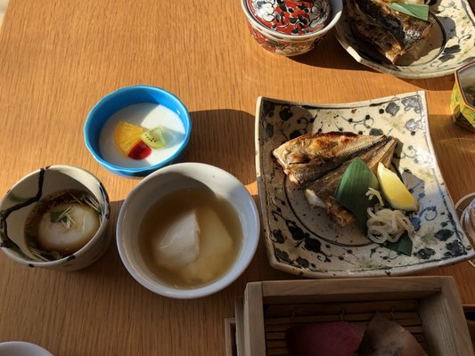 Kinnotake Tōnosawa by null