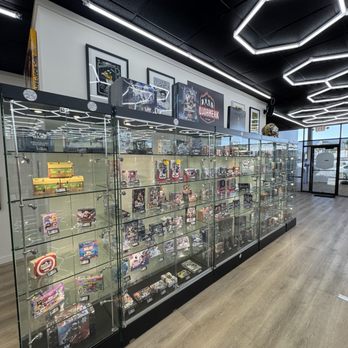 Mojobreak Baseball Cards - Hobby Shops Near Me - Santa Clara, California