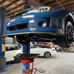 Academy Automotive 805 - 2011 WRX oil change