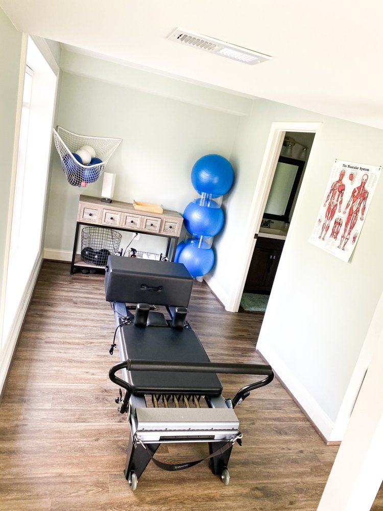 Grove Pilates & Wellness Logo
