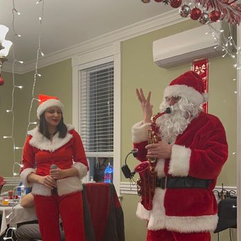 Musical Retirement Home - Christmas party celebration at Musical Retirement Home at Seeley's Bay ON - Retirement Homes Near Me - Seeley's Bay, Ontario