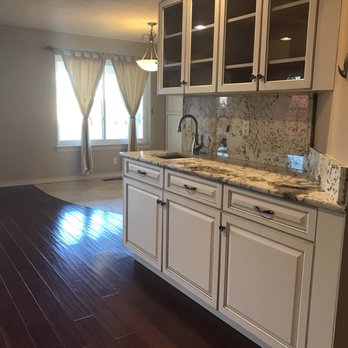 Strahle Tile & Granite - Flooring Near Me - Albuquerque, New Mexico