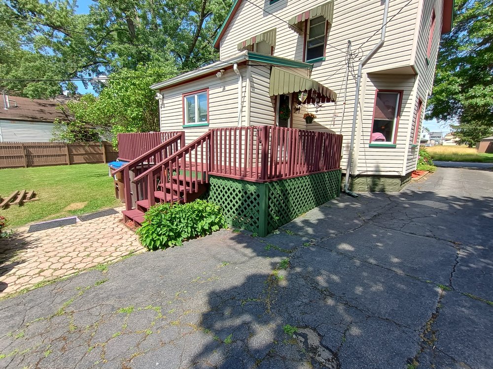 Slide of Fuchs Construction