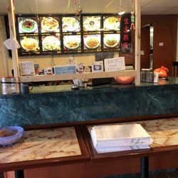 Meising Chinese Restaurant - Order and pickup counter