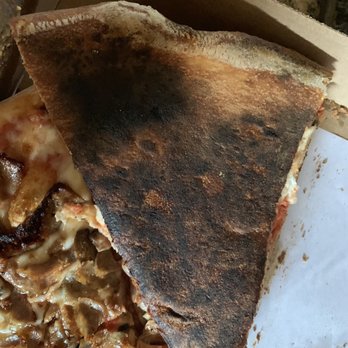 Pasquale's Pizzeria III - Burnt pizza crust - Pizza Near Me - Middletown, New Jersey