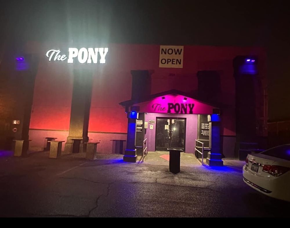 THE PONY LOUISVILLE STRIP CLUB Updated March 2025 21 Photos 2814 7th Street Rd