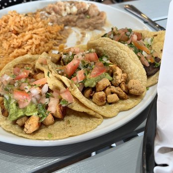 Evaga Lounge - Steak & chicken tacos - Lounges Near Me - Oceanside, California