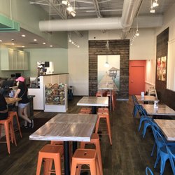 Tropical Smoothie Cafe