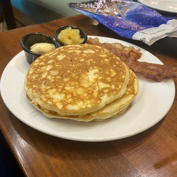 Kona Cafe - Macadamia pancakes - Sushi Bars Near Me - Lake Buena Vista, Florida Kona Cafe - Macadamia pancakes - Sushi Bars Near Me - Lake Buena Vista, Florida