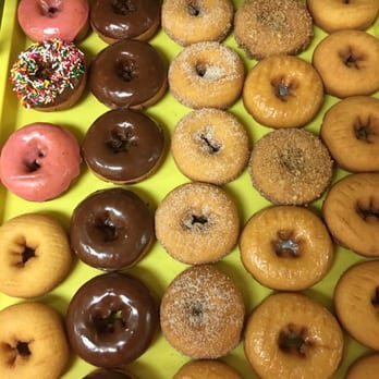 Fresh Donuts - Cake donuts - Donuts Near Me - Seguin, Texas Fresh Donuts - Cake donuts - Donuts Near Me - Seguin, Texas