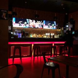 PittSt Pub - The bar.